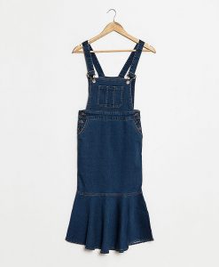 ชุดเอี๊ยมกระโปรง Flared-hem Slim-fit Midi