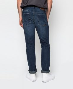กางเกงยีนส์ Slim Washed
