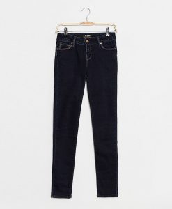 กางเกงยีนส์ Solid-rinsed Push-up Low-rise Skinny